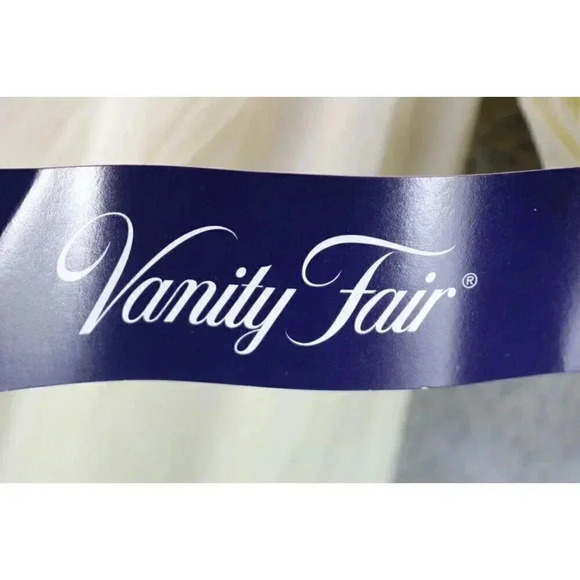 Vanity Fair Vintage Women's Button Up Night Gown-Size Medium-New w/Tags - Picture 6 of 10